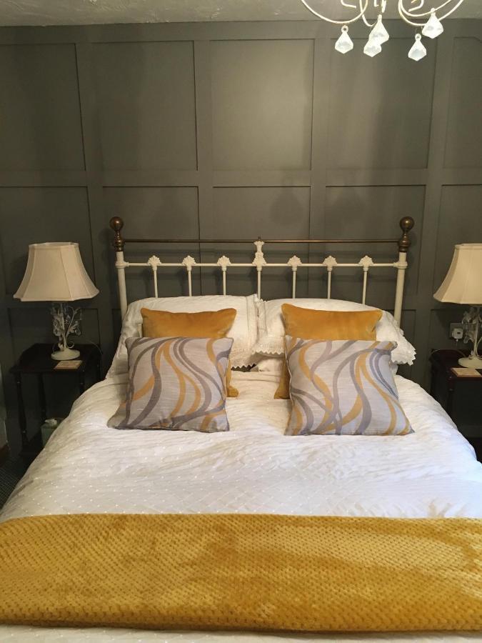 The Elms Bed & Breakfast East Harling Dış mekan fotoğraf